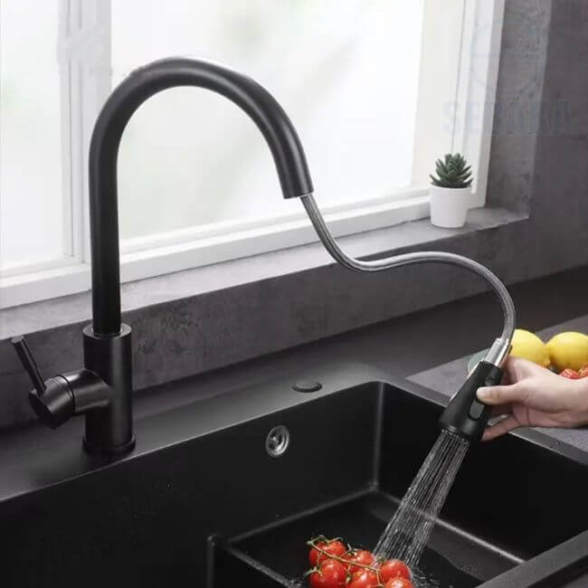 خلاط مطبخ شداد سيزر باللون الاسود برأس متحركة قابلة للسحب Caesar Black Sprayer خلاط مطبخ شداد سيزر باللون الاسود برأس متحركة قابلة للسحب Caesar Black Sprayer