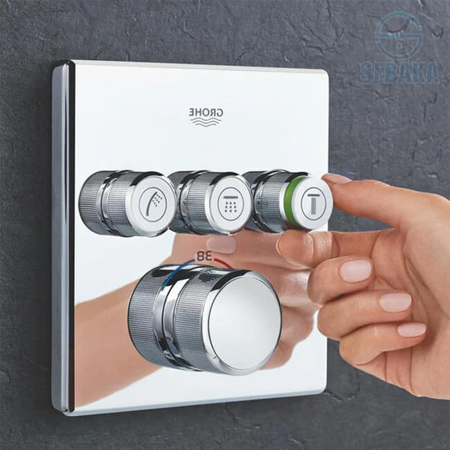 وش خلاط سمارت كنترول جروثيرم 3 مخرج المربع الدفن من جروهي Grohtherm 29126000 GROHE وش خلاط الدش/البانيو 3 مخرج المربع الدفن سمارت كنترول جروثيرم من جروهي Grohtherm SmartControl 29126000 GROHE