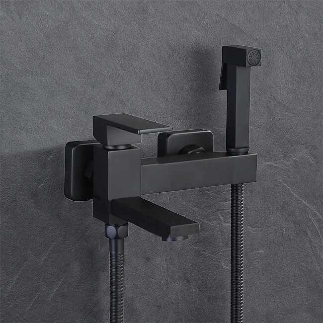 خلاط الشطاف الاسود بصباب سفلي للمياه سكوير هاندميكسر سخن و بارد باليد النحاس و الخرطوم Square Black خلاط الشطاف اسود بصباب سفلي للمياه سكوير هاندميكسر سخن و بارد باليد النحاس و الخرطوم Square Black